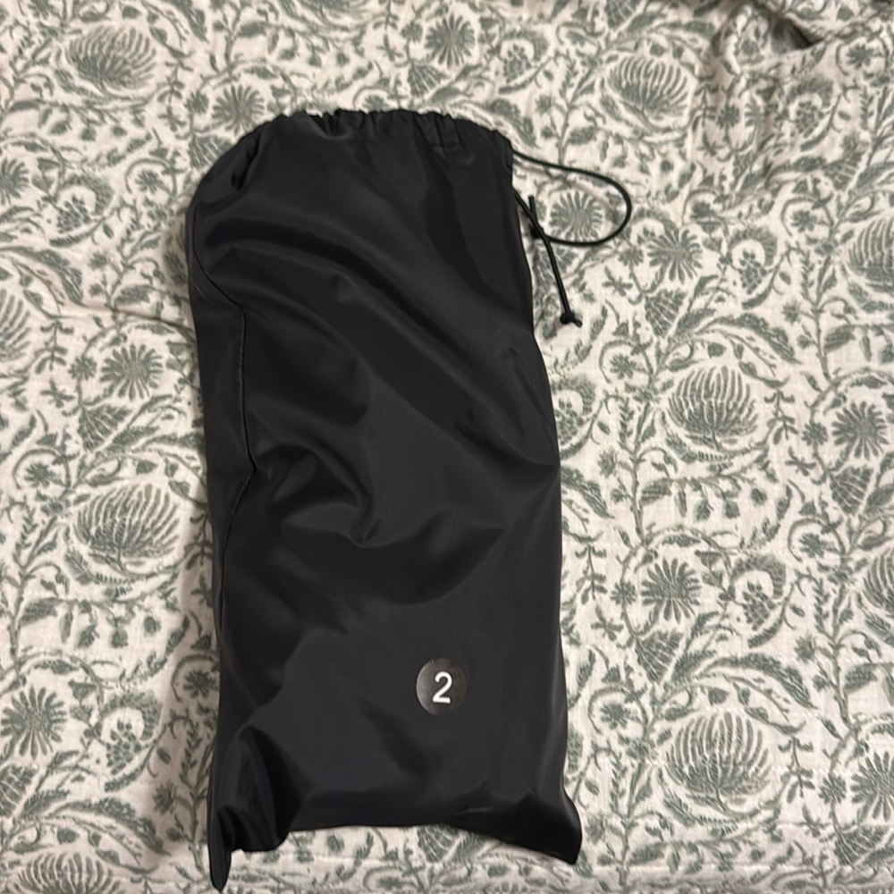 Yeezy Pods Size 2 (9-11) Tried on